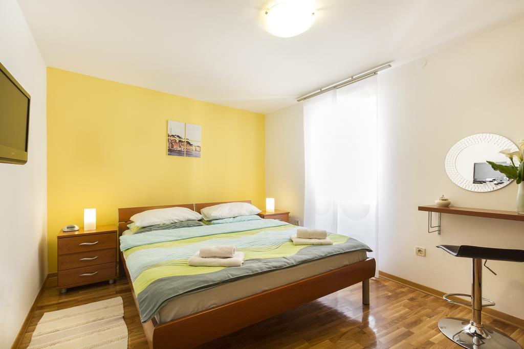 Apartments Sorriso Rovinj Exterior foto