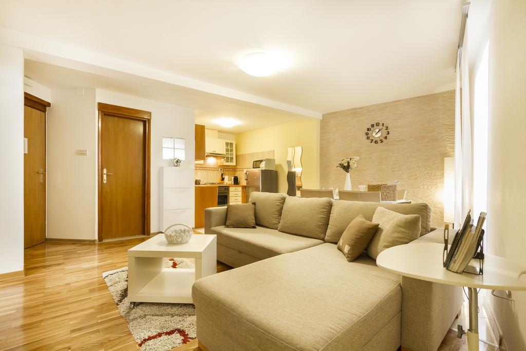 Apartments Sorriso Rovinj Exterior foto