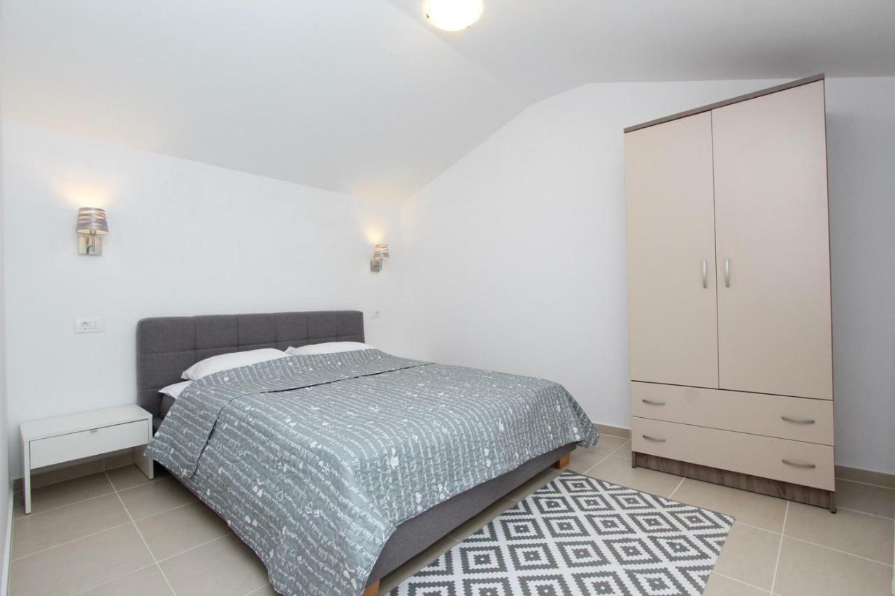 Apartments Sorriso Rovinj Exterior foto