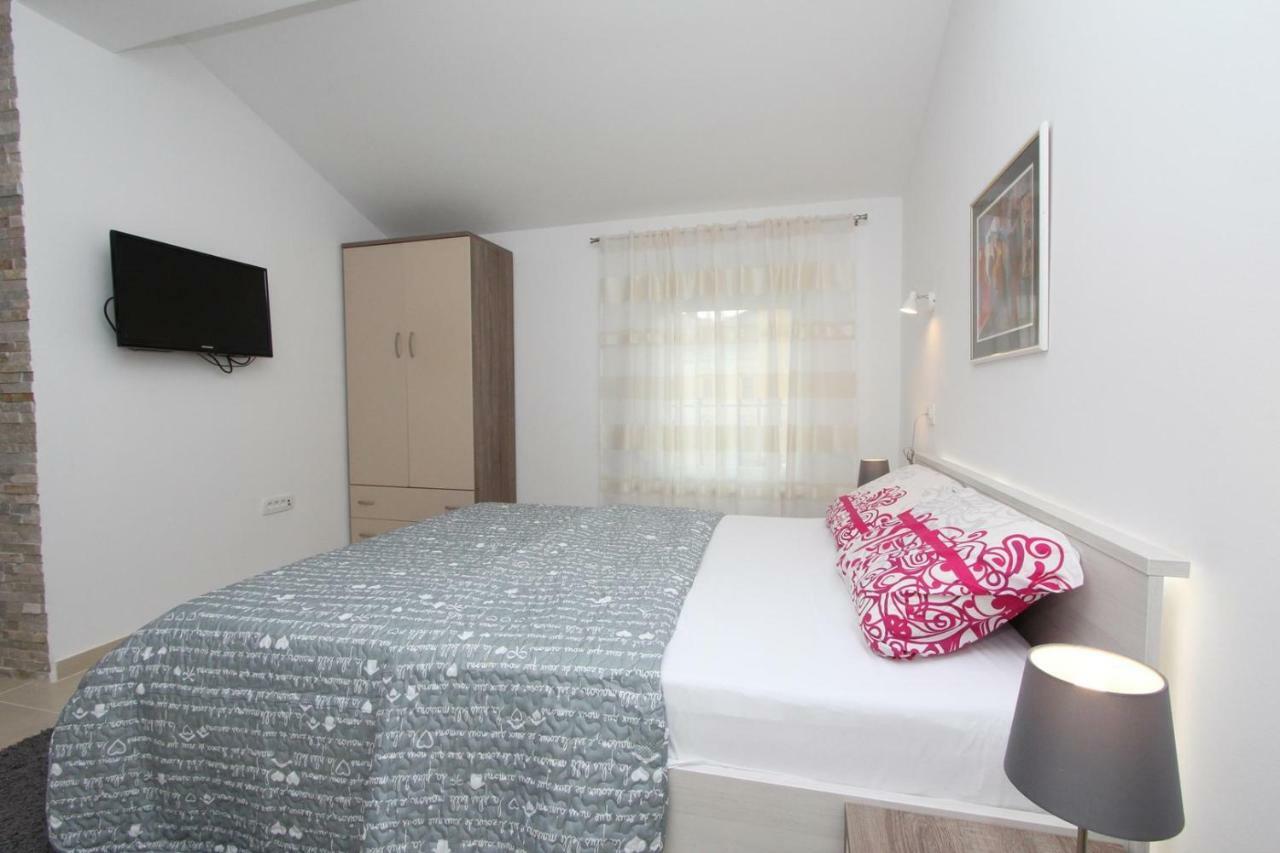 Apartments Sorriso Rovinj Exterior foto