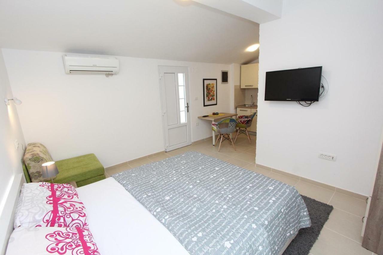 Apartments Sorriso Rovinj Exterior foto