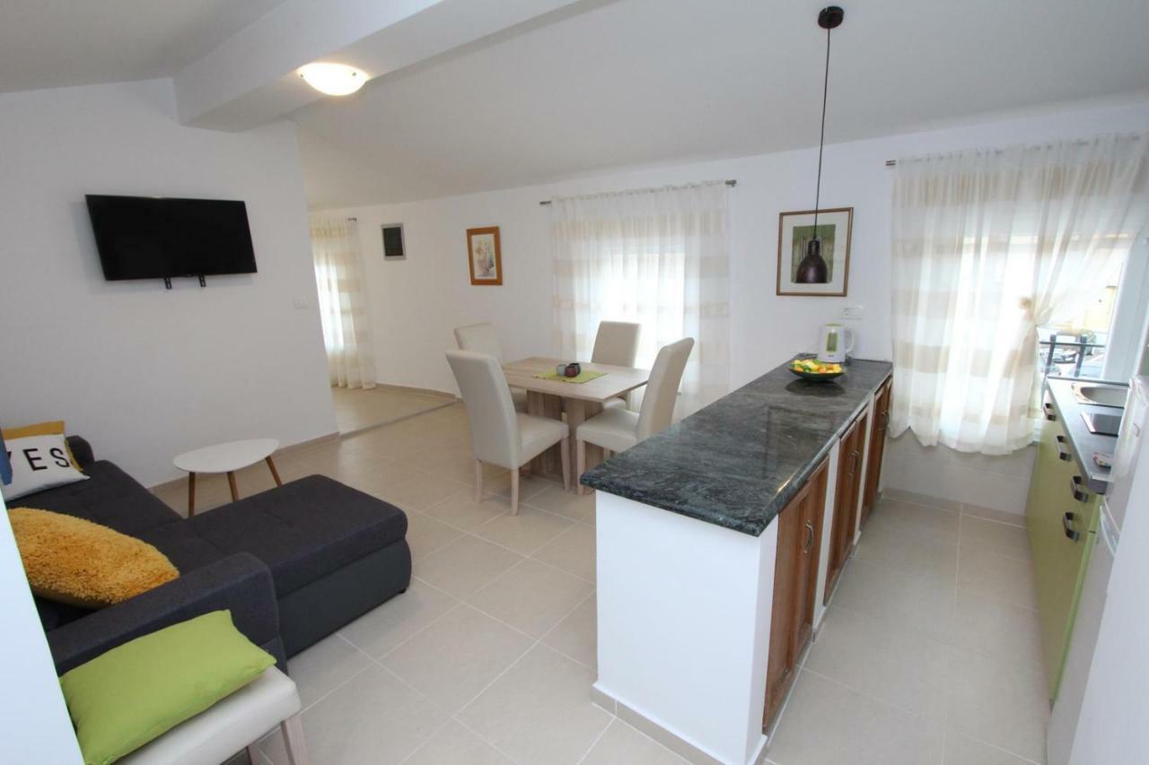Apartments Sorriso Rovinj Exterior foto