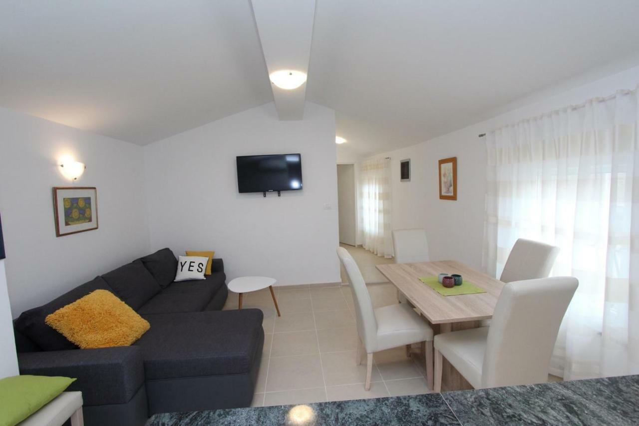 Apartments Sorriso Rovinj Exterior foto